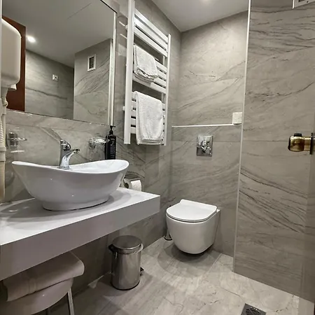 Hotel Ideal Piraeus